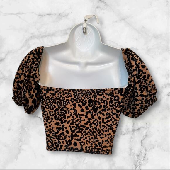 Pretty Little Thing Cheetah Tan/Black Crop Top Off/On shoulders.  6 - Picture 1 of 10